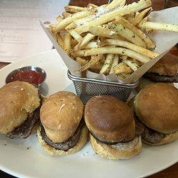Stoney River - Famous steak and biscuits - Steakhouses Near Me - Chapel Hill, North Carolina Stoney River - Famous steak and biscuits - Steakhouses Near Me - Chapel Hill, North Carolina