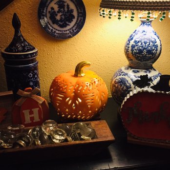 Dollar Tree - The metal sign on the right is the one I had to exchange. And the 2 adorable ones on the left also came from Dollar Tree. - Discount Store Near Me - Richardson, Texas
