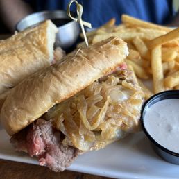 Prime Dip with fries. Very good and lots of meat!