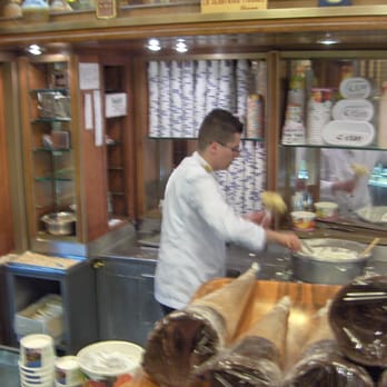 Giolitti - Adding panna to cone ;) - Ice Cream & Frozen Yogurt Near Me - Rome, RM