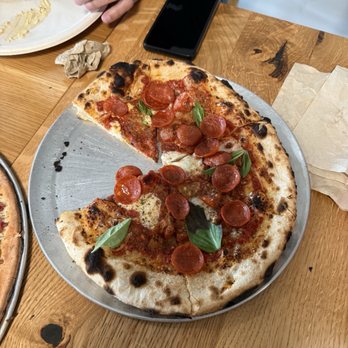 Green Valley Brewing - Margarita pizza with pepperoni - Brewpubs Near Me - Hudson, Ohio Green Valley Brewing - Margarita pizza with pepperoni - Brewpubs Near Me - Hudson, Ohio