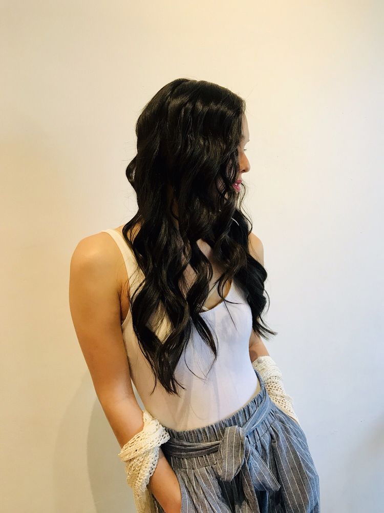 Vincent Hair Artistry Logo