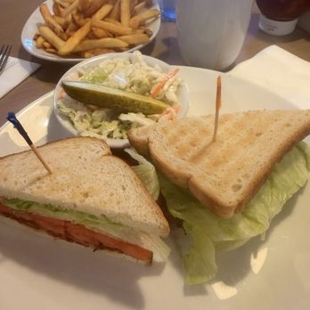 Peter Pan Diner - BLT - American Near Me - Bay Shore, New York Peter Pan Diner - BLT - American Near Me - Bay Shore, New York