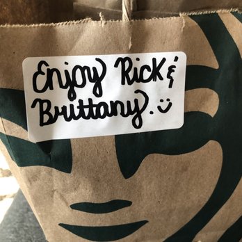 Starbucks - Coffee & Tea Near Me - Hanover, Pennsylvania