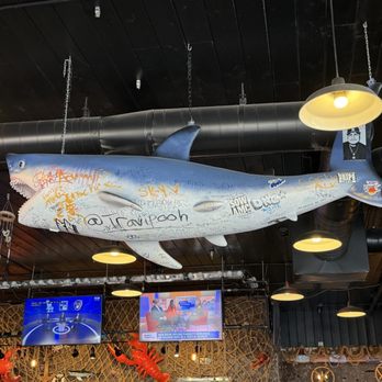 Cajun Crack'n - Seafood Near Me - Fresno, California