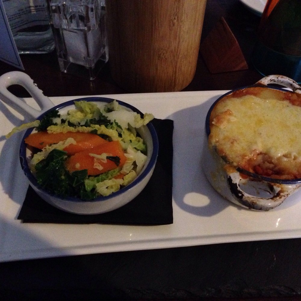 Bryn Tyrch Inn - Lentils with vegetables and vegetarian welsh cheddar. - Hotels Near Me - Capel Curig, CWY