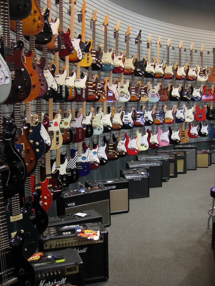 LONG & MCQUADE Updated October 2024 13 Photos 9833 Markham Road