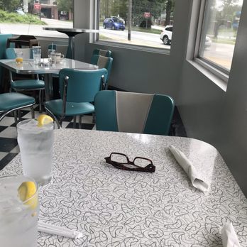 Pop's Diner - American Near Me - Hendersonville, North Carolina Pop's Diner - American Near Me - Hendersonville, North Carolina
