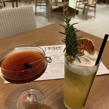 Primo - Manhattan and Gin cocktail - Italian Near Me - Orlando, Florida