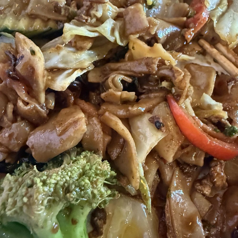 Coconut Cafe - Noodles - Laotian Near Me - Merced, California
