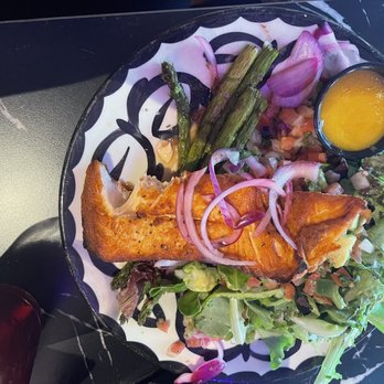 Kalaveras - Salmon - Cocktail Bars Near Me - Pasadena, California