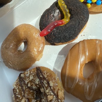 Patterson Fruit Farm - Donuts - Fruits & Veggies Near Me - Chesterland, Ohio