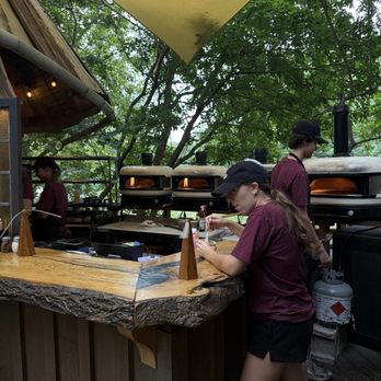 The Blueberry Treehouse Farm - Flame oven fresh baked pizzas & sandwiches - Pick Your Own Farms Near Me - West Falls, New York