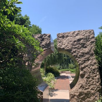 The Moongate Garden - Parks Near Me - Washington, DC, District of Columbia