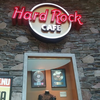 Hard Rock Cafe - Britney's outfut - American Near Me - Ledyard, Connecticut Hard Rock Cafe - Britney's outfut - American Near Me - Ledyard, Connecticut