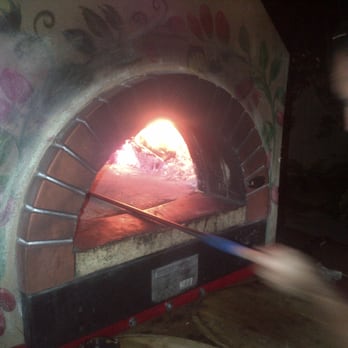Red Oven - Pizza Near Me