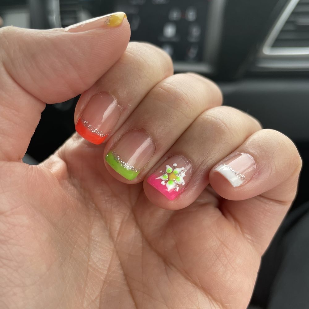 Crystal Nail Spa - Hawaiian themed nails - Nail Salons Near Me - Covina, California Crystal Nail Spa - Hawaiian themed nails - Nail Salons Near Me - Covina, California