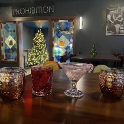 Grinners Bar & Liquor Store - Christmas cocktails