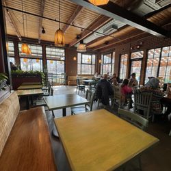 Colectivo Coffee Humboldt Blvd - Interior seating