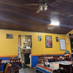 The Loco Frijole - Interior