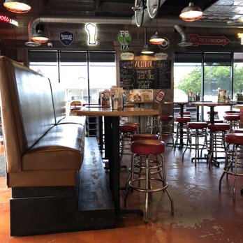 Backporch Drafthouse - American Near Me - Lawton, Oklahoma