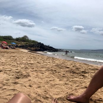 Kamaole Beach III - Love this little cove; it's pretty rock free in the center. - Beaches Near Me - Kihei, Hawaii
