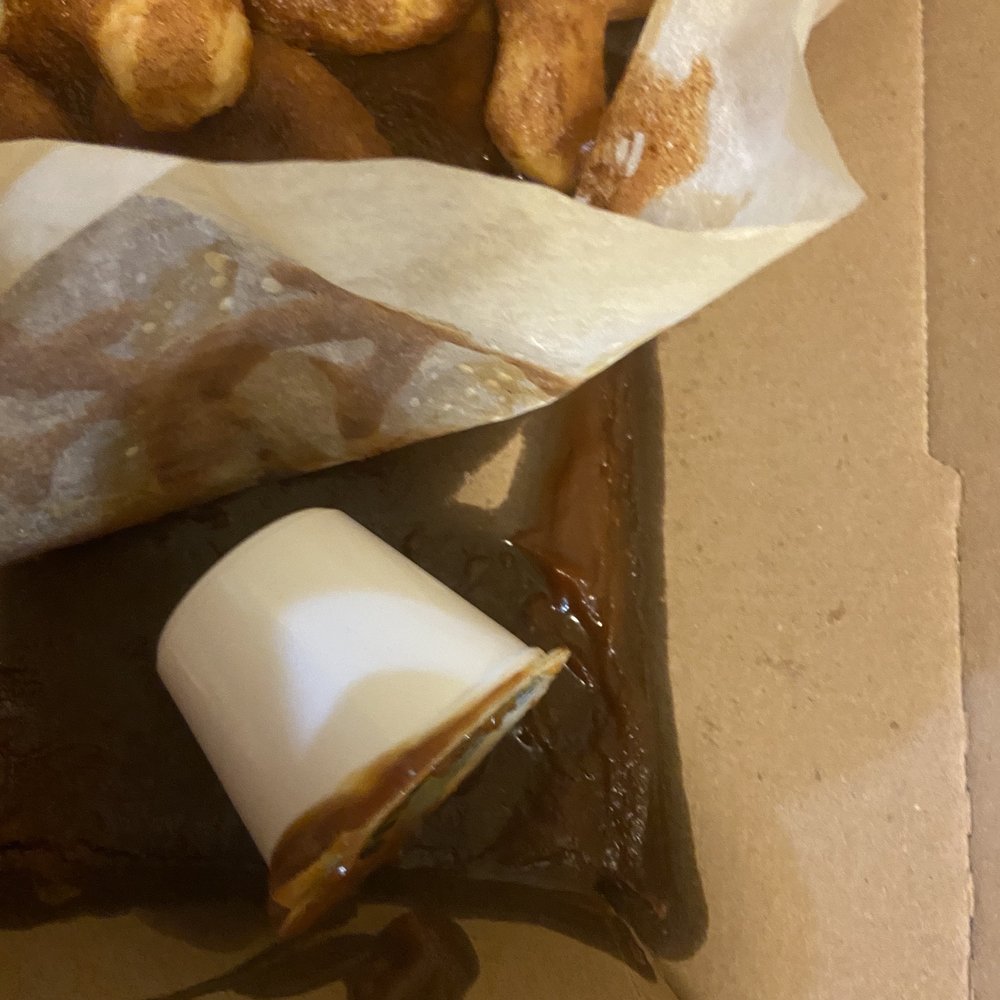 Domino's Pizza - Looks like the just put this in the microwave - Pizza Near Me - Far Rockaway, New York Domino's Pizza - Looks like the just put this in the microwave - Pizza Near Me - Far Rockaway, New York