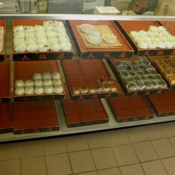 Osaka-Ya - mochi at front counter - Desserts Near Me - Sacramento, California Osaka-Ya - mochi at front counter - Desserts Near Me - Sacramento, California