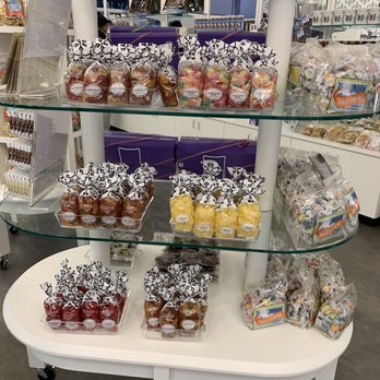 Kilwins Ice Cream - Chocolate - Fudge - Chocolatiers & Shops Near Me - Indianapolis, Indiana Kilwins Ice Cream - Chocolate - Fudge - Chocolatiers & Shops Near Me - Indianapolis, Indiana