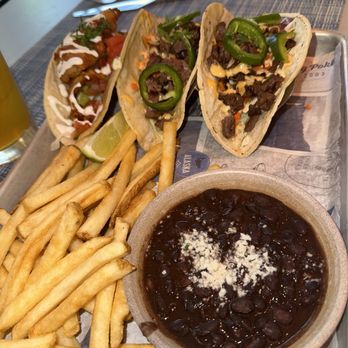 Pacific Catch - Taco plate - Sushi Bars Near Me - Santa Clara, California