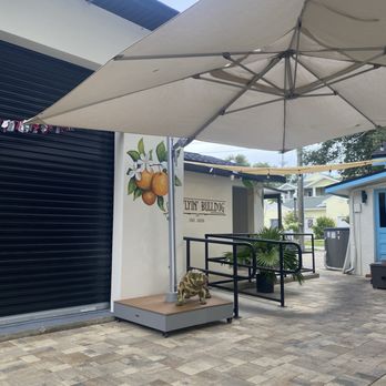 The Flyin’ Bulldog - Burgers Near Me - Dunedin, Florida The Flyin’ Bulldog - Burgers Near Me - Dunedin, Florida