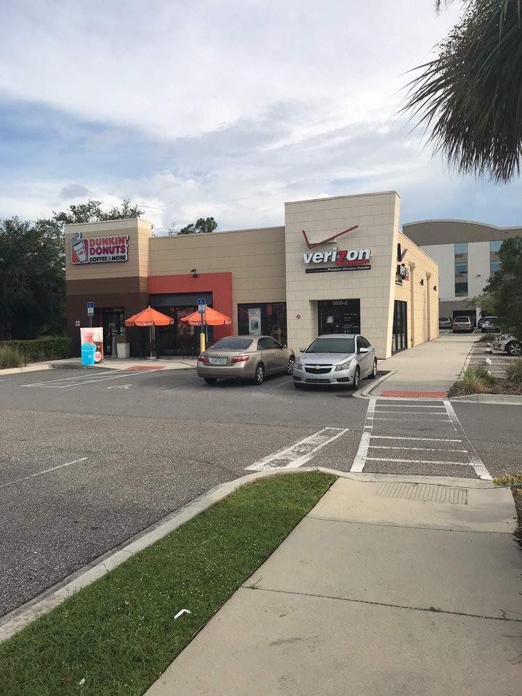 VERIZON WIRELESS ADVANTAGE PREMIUM RETAILER 8520 Baymeadows Rd
