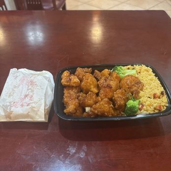 Empire Szechuan - Gerneral tso's chicken combo - Chinese Near Me - Orlando, Florida Empire Szechuan - Gerneral tso's chicken combo - Chinese Near Me - Orlando, Florida