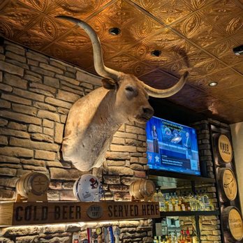 LongHorn Steakhouse - Steakhouses Near Me - Danbury, Connecticut