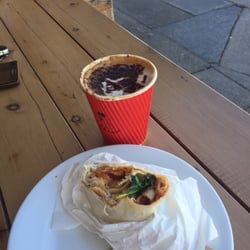 The Roost @53 - Vegetarian wrap :)