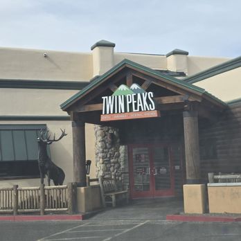 Twin Peaks - Sports Bars Near Me - Phoenix, Arizona Twin Peaks - Sports Bars Near Me - Phoenix, Arizona