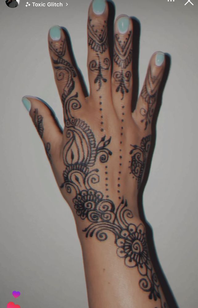 Global Eyebrow Threading, Lashes & Henna Design Logo