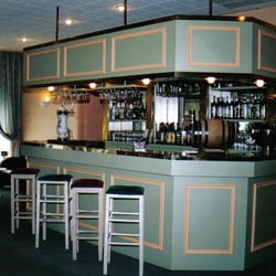 AU RELAIS SAINT-ÉLOI - vue du bar Hôtel restaurant Relais Saint-Eloi saint éloi st-éloi st