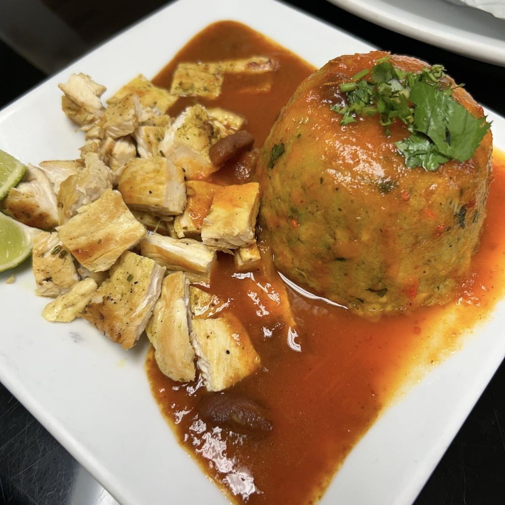 Mofongo (Chicken) Mofongo (Chicken)