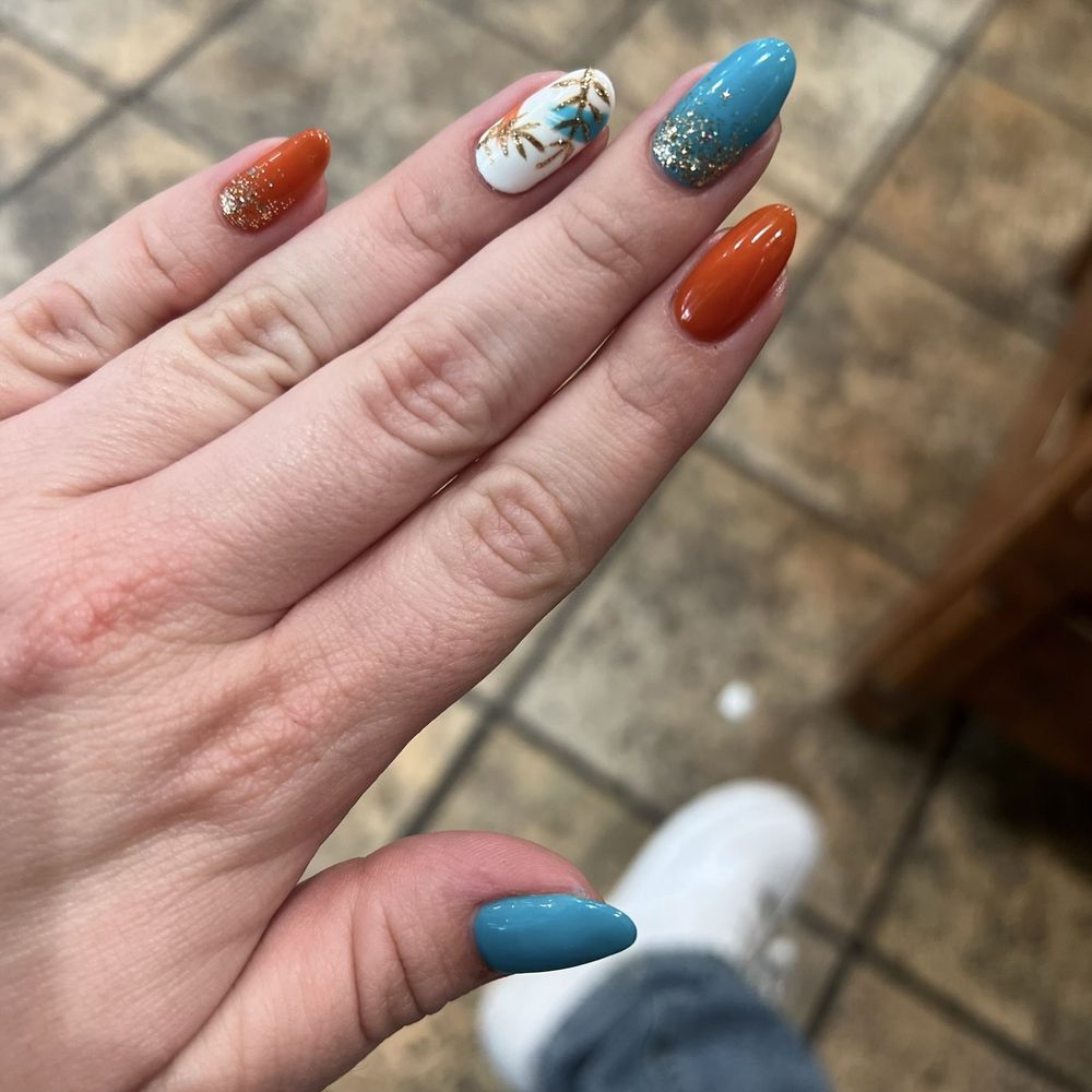 Lana's Diamond Salon - Nail Salons Near Me - Downey, California Lana's Diamond Salon - Nail Salons Near Me - Downey, California