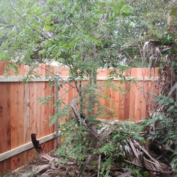 Liquid Contracting - Fences & Gates Near Me - Austin, Texas