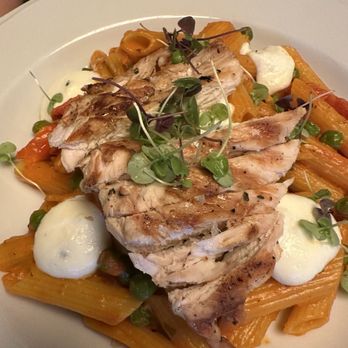 Rustic Root - Penne vodka with chicken pot pie - New American Near Me - Solana Beach, California Rustic Root - Penne vodka with chicken pot pie - New American Near Me - Solana Beach, California