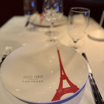 Eiffel Tower - Table setting - French Near Me - Las Vegas, Nevada