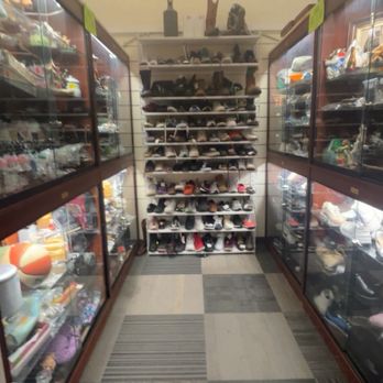 Call It New Call It Antique - Used, Vintage & Consignment Near Me - Mesa, Arizona