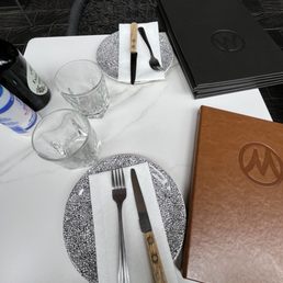 Place setting