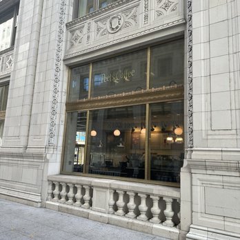 Peet's Coffee - Coffee & Tea Near Me - Chicago, Illinois