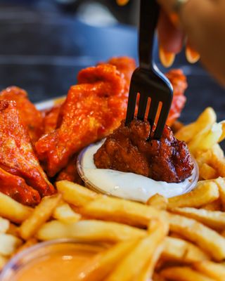 Detroit Wing Company by null