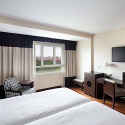 Hotel NH Canciller Ayala Vitoria