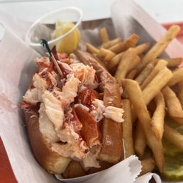Lobster Roll hot butter