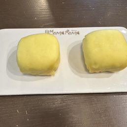 Mango pancake